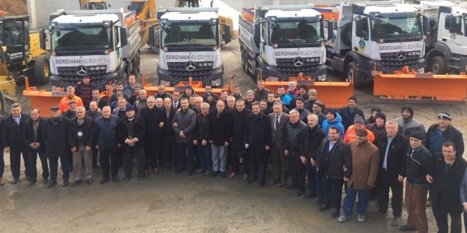 Serdivan Belediyesi Beklenen Kar Yağışına Hazır