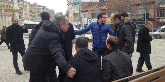 İzinsiz Eyleme Gözaltı