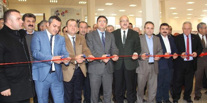 “Yöresel Ürünler, Hediyelik Eşya Ve El Sanatları Fuarı” Açıldı