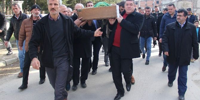 Alaplı Belediye Başkanı Tekin’in Kayınpederi Dualarla Uğurlandı