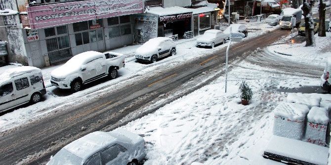 Yalova’da Kar Esareti