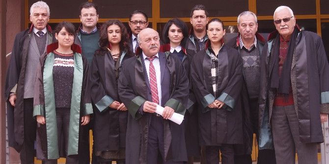 Selçuk’taki Avukatlar Teröre Karşı Tek Yumruk Oldu