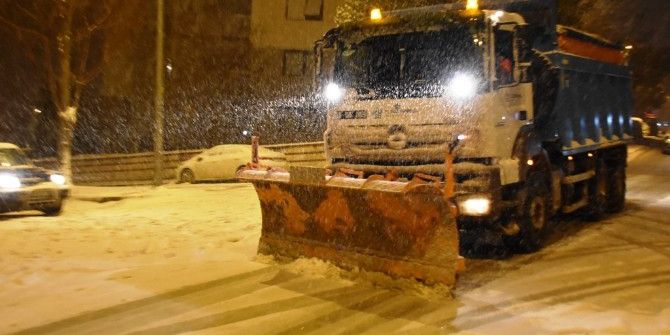 Süleymanpaşa Belediyesi Karla Mücadeleye Devam Ediyor