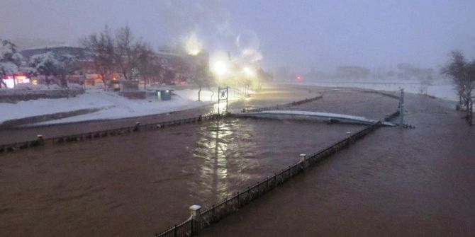 Biga Beyazlara Büründü