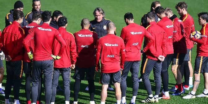 Galatasaray Hazırlıklarını Sürdürüyor