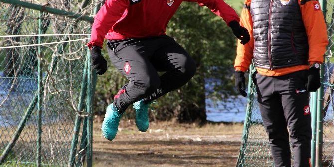 Adanaspor, Belek’te Sıkı Çalışıyor