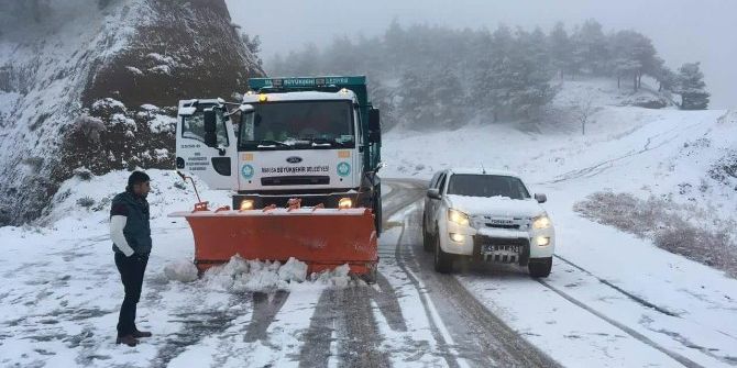Büyükşehirin Kar Ekipleri Çalışmalarını Sürdürüyor