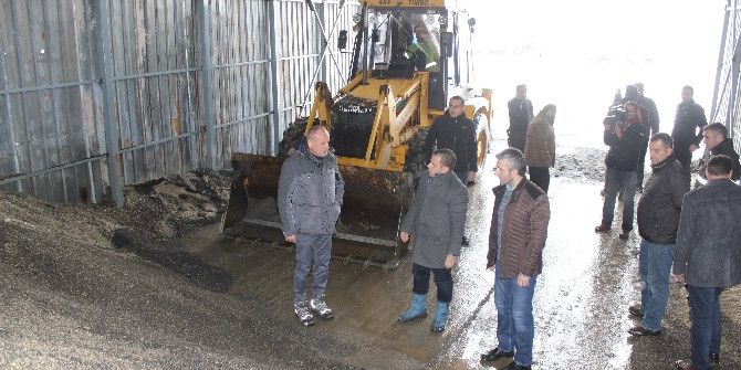 Başkan Keleş Kar Çalışmalarını Yerinde İnceledi