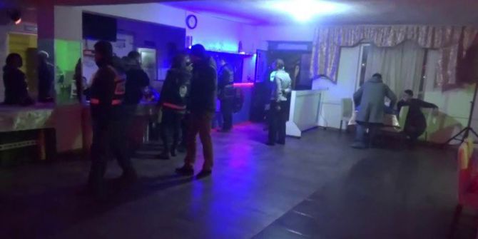 Sakarya Polisinden Eğlence Mekanlarına Baskın