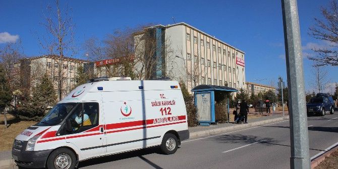 Kayseri’de Üniversitenin Çatısı Uçtu: 4 Yaralı