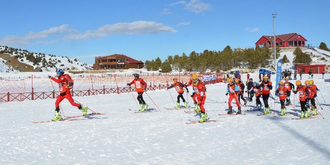 Ergan Dağı Türkiye Dağ Kayağı Şampiyonasına Ev Sahipliği Yaptı