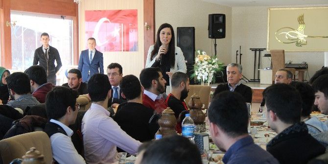 Karaaslan Yabancı Öğrencilerle Buluştu