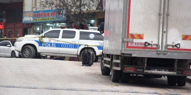 Okul Önünde Bomba Paniği