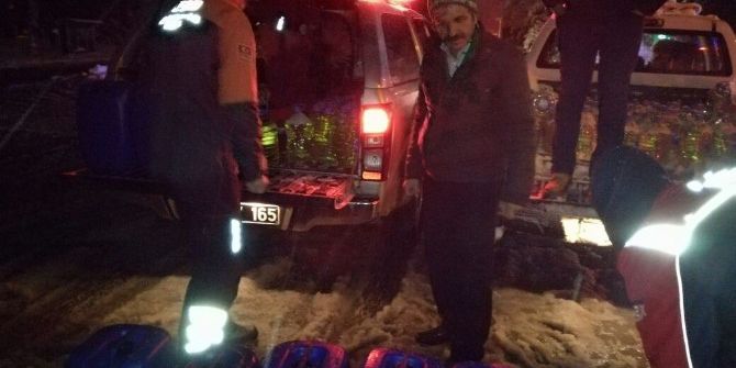 Bursa- İzmir Yolunda Mahsur Kalanlara Yakıt Desteği