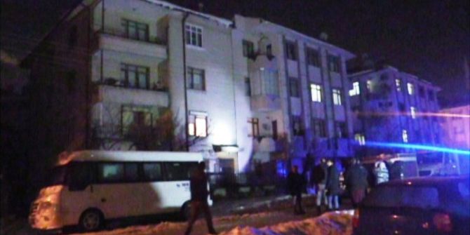 Konya’da Dört Katlı Apartman Sarsıntı Nedeniyle Boşaltıldı