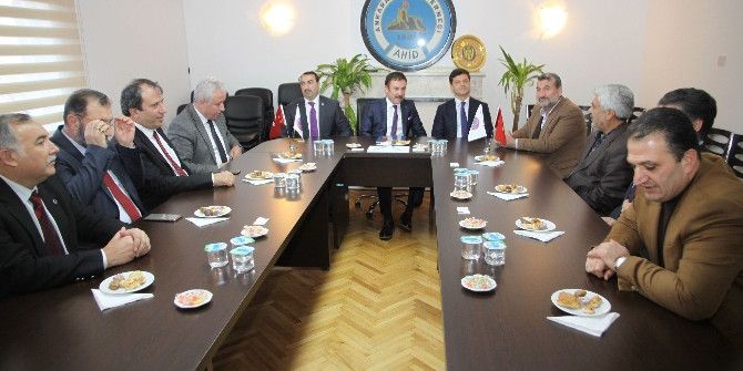 Ak Parti Ankara İl Başkanı Yamalı’dan Ahid’e ’Hayırlı Olsun’ Ziyareti