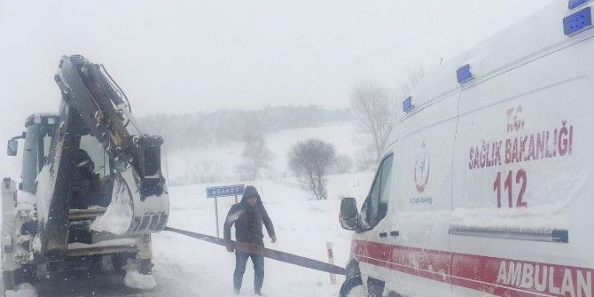 Ekipler Karda Mahsur Kalanlar İçin Seferber Oldu