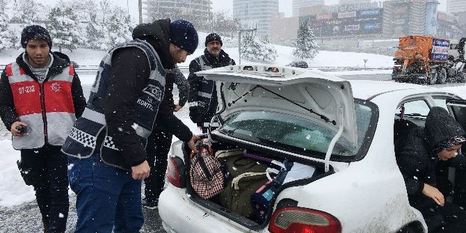 Polis Karda Da Uygulamalarına Devam Ediyor