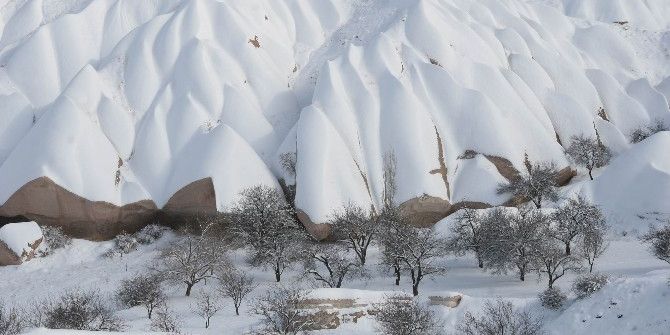 Peribacaları Beyaza Büründü