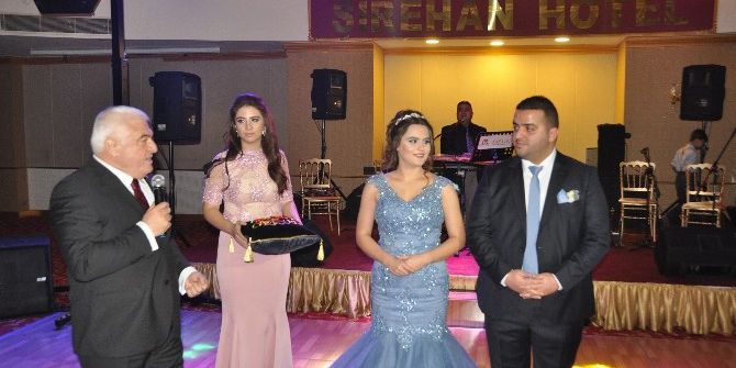 (Düzeltme) Maraş Ve Nabioğlu Ailesinin Mutlu Günü