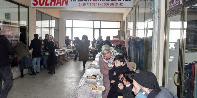 Suriyeliler İçin Yardım Kermesi