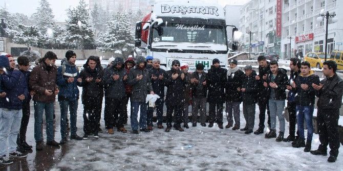 Yozgat İhh, Suriye’ye 1 Tır Yardım Malzemesi Gönderdi