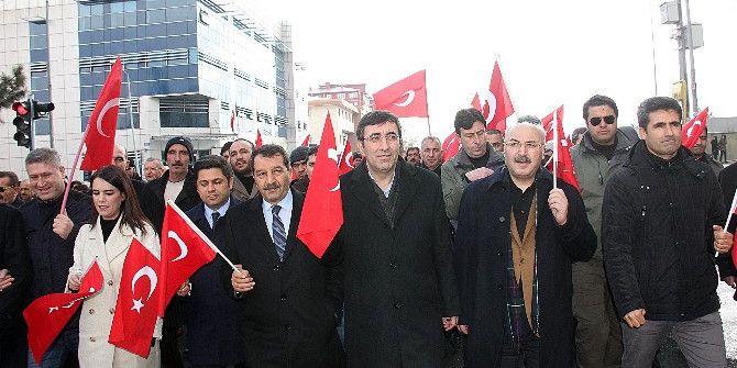 Sarıkamış Şehitleri Yürüyüşlerle Anıldı