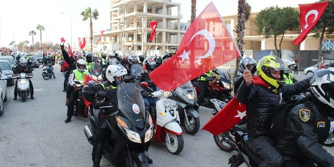 Motorlarını İzmirli Şehitler İçin Sürdüler
