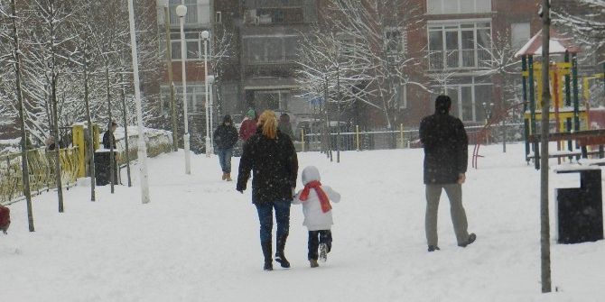 Kosova’da Eğitime Kar Engeli