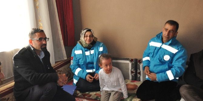 Başkan Durak, Küçük Aslı’yı Evinde Ziyaret Etti