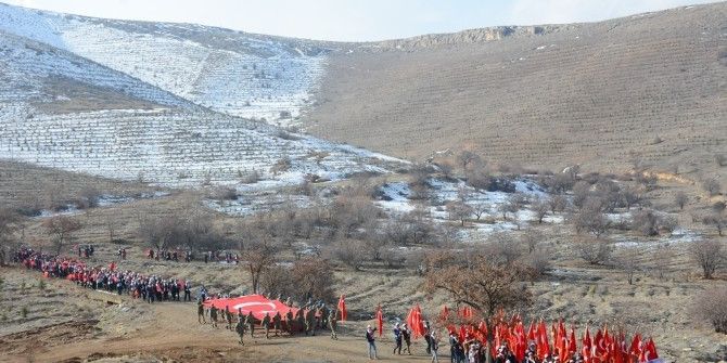 Malatya’da ‘Sarıkamış Şehitlerini Anma Yürüyüşü’ Yapıldı