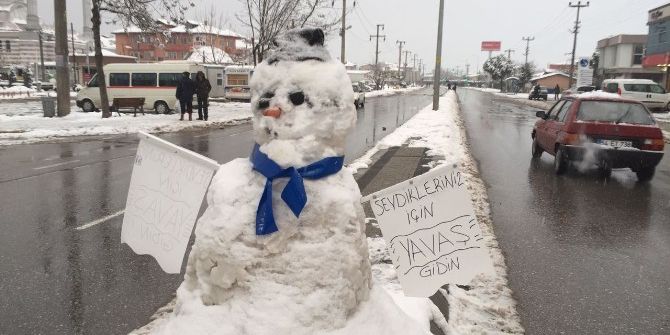 Kardan Adamdan Sürücülere Uyarı