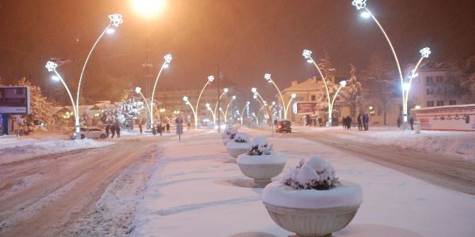 Tokat’ta Kar Esareti Eğlenceye Dönüştü