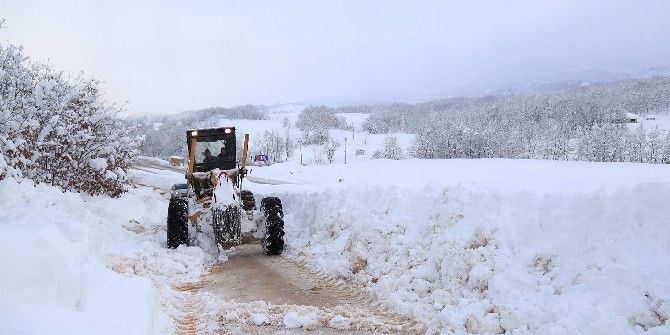 Bursa’da 149 Köyün Yolu Açıldı, Halen 21 Köyün Yolu Kapalı