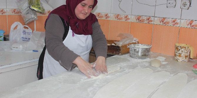 Elinin Hamuru İle Kocasının Patronu Oldu