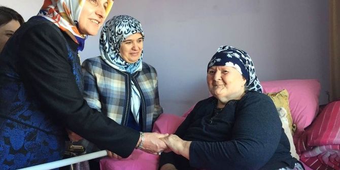 Huzurevi Sakinlerini Ziyaret Ettiler