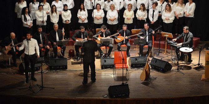 Türk Halk Müziği İle Yeni Yıl Konseri