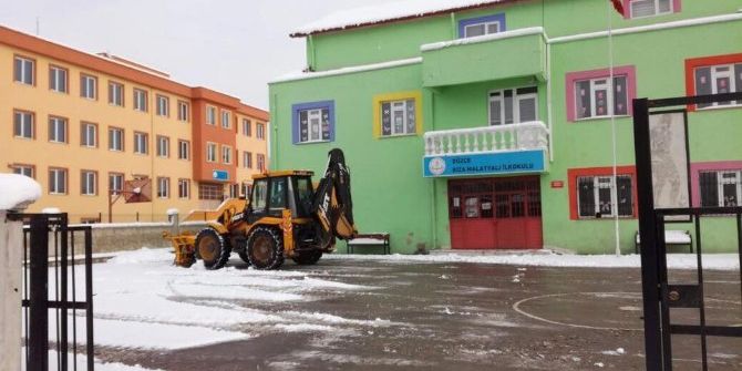Düzce Belediyesi Ekipleri Teyakkuz Durumunda