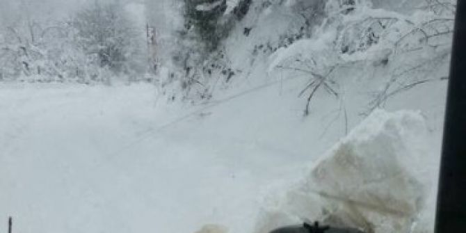 Akçakoca’da Köy Yolları Açılıyor