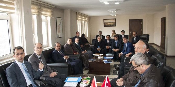 Vali Çınar Birim Amirleri İle Bir Araya Geldi