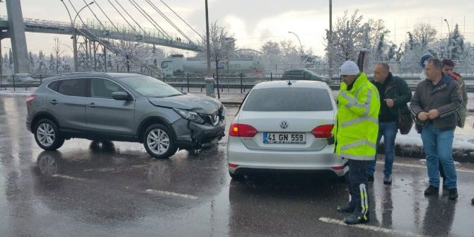 Kocaeli’de Trafik Kazası: 1 Yaralı