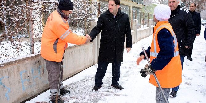 Kriz Masası Oluşturan Belediye Kar’la Mücadelede Tam Not Aldı