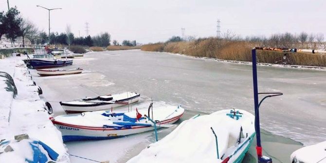 Çanakkale’de Çay Buz Tuttu