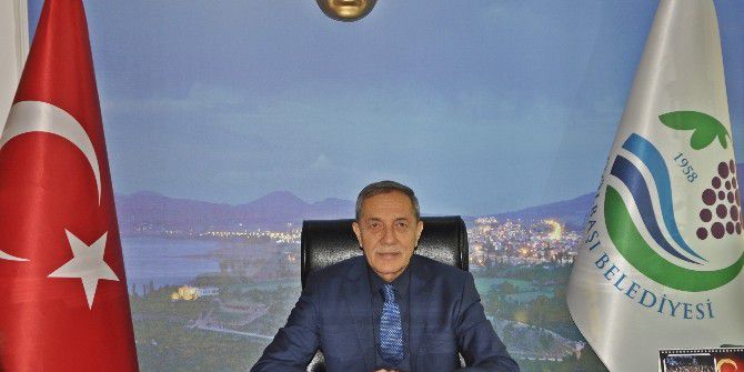 Başkan Özdemir Gazeteciler Gününü Kutladı