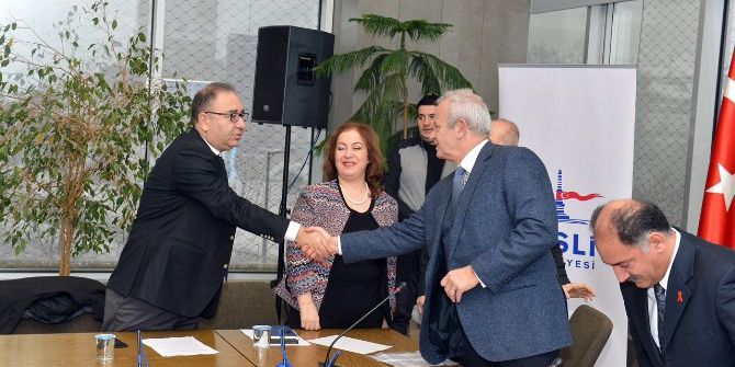 Aıds’e Karşı Şişli Belediyesi Ve New York Eyalet Üniversitesi İşbirliği