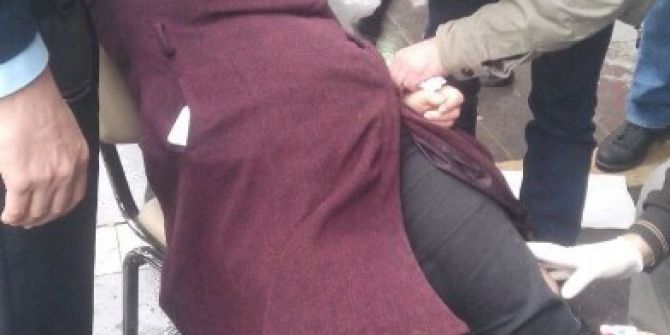 Genç Kadın Tabanca Tutukluk Yapınca Hayatta Kaldı