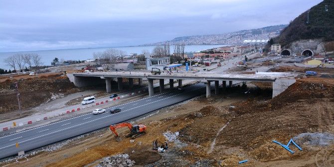 Trabzon’da Trafik Yoğunluğuna Neden Olan Yonca Kavşak İnşaatı Şekilleniyor