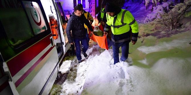 93 Yaşındaki Hastayı Belediye Ve 112 Ekipleri Kurtardı