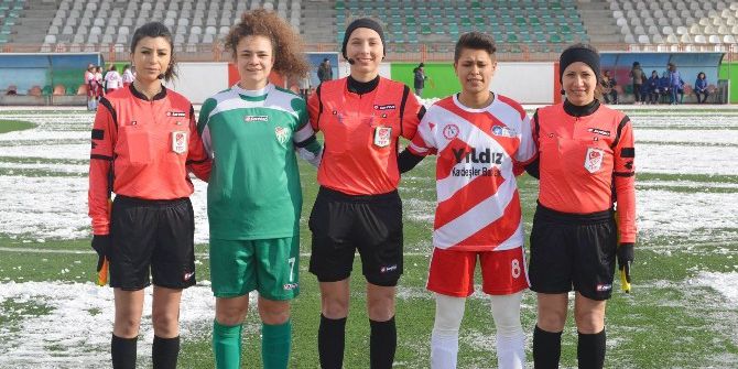 Gölbaşı’nda Kadınlardan Gol Yağmuru: 18-0