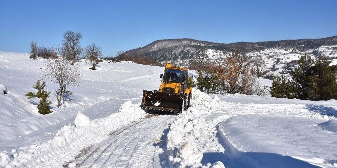 Sinop’ta 228 Köy Yolu Ulaşıma Kapandı